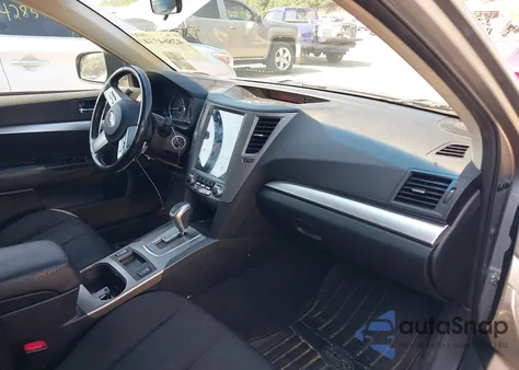 2011 Subaru Outback 2.5I Premium z USA, uszkodzony, nr VIN 4S4BRBCC8B3375423